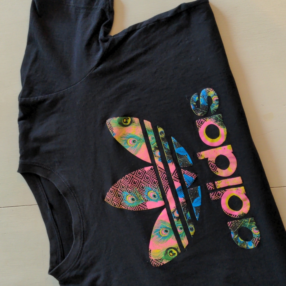 Adidas t-shirt